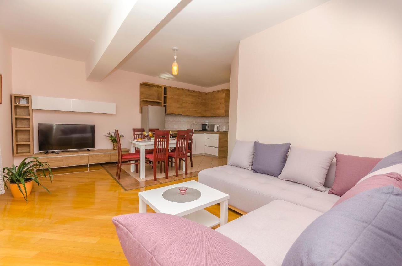 Apartments Villa As Езера Экстерьер фото